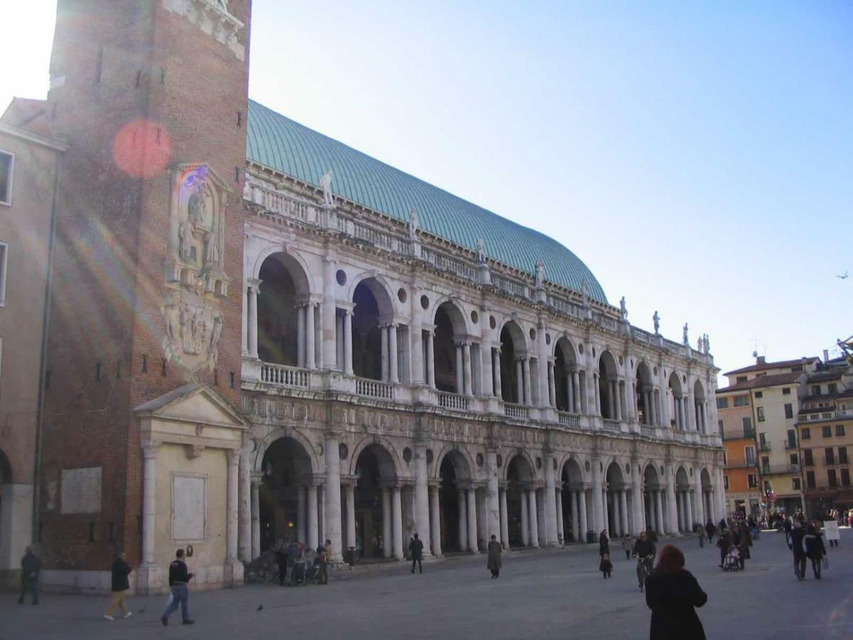 Casa Giorgia - Nel Cuore Di Vicenza Ngoại thất bức ảnh