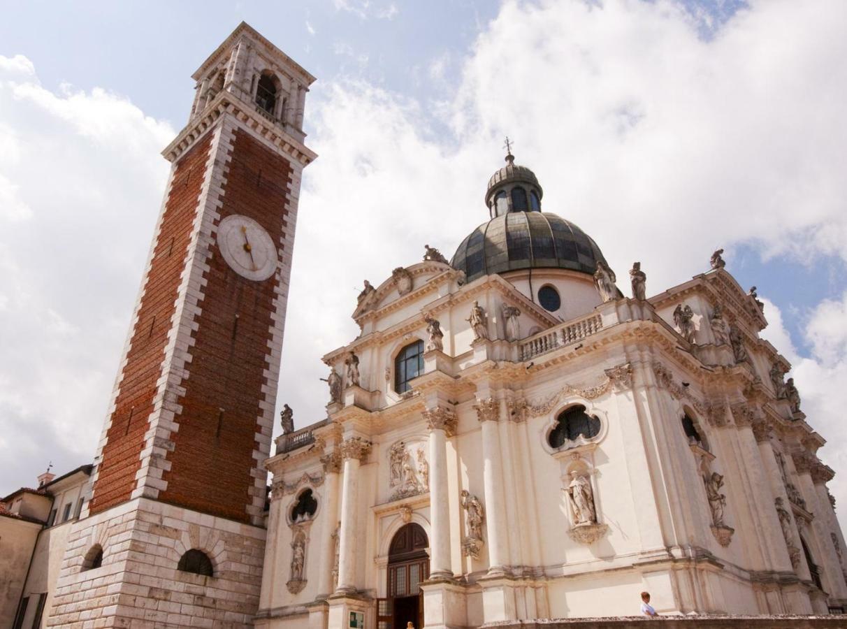 Casa Giorgia - Nel Cuore Di Vicenza Ngoại thất bức ảnh